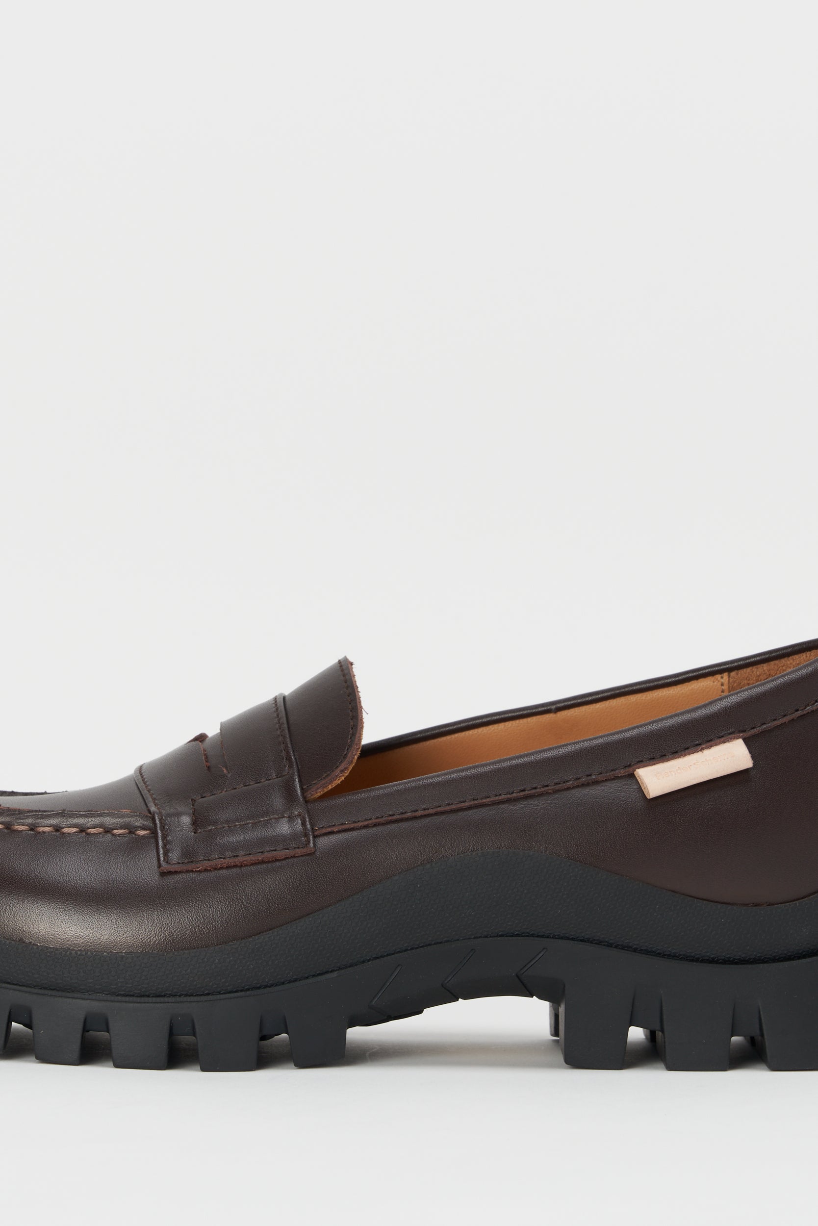 【8/8(土)発売】loafer #2146