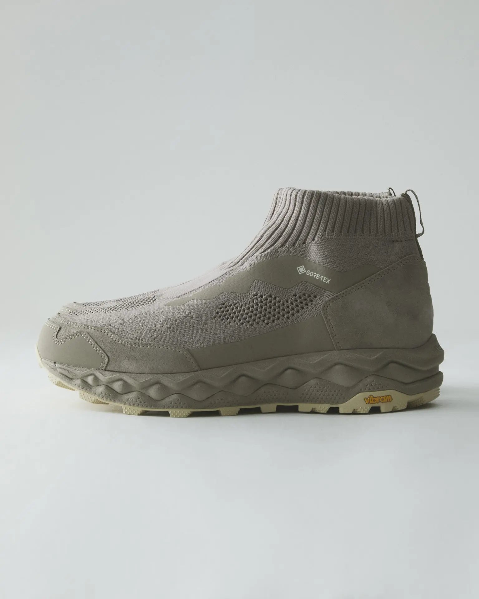 【4/25(土)発売】WAVE MUJIN LS MID GTX nonnative
