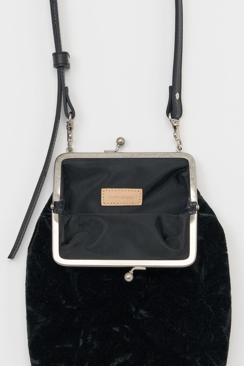 【9/12(土)発売】velvet snap pochette