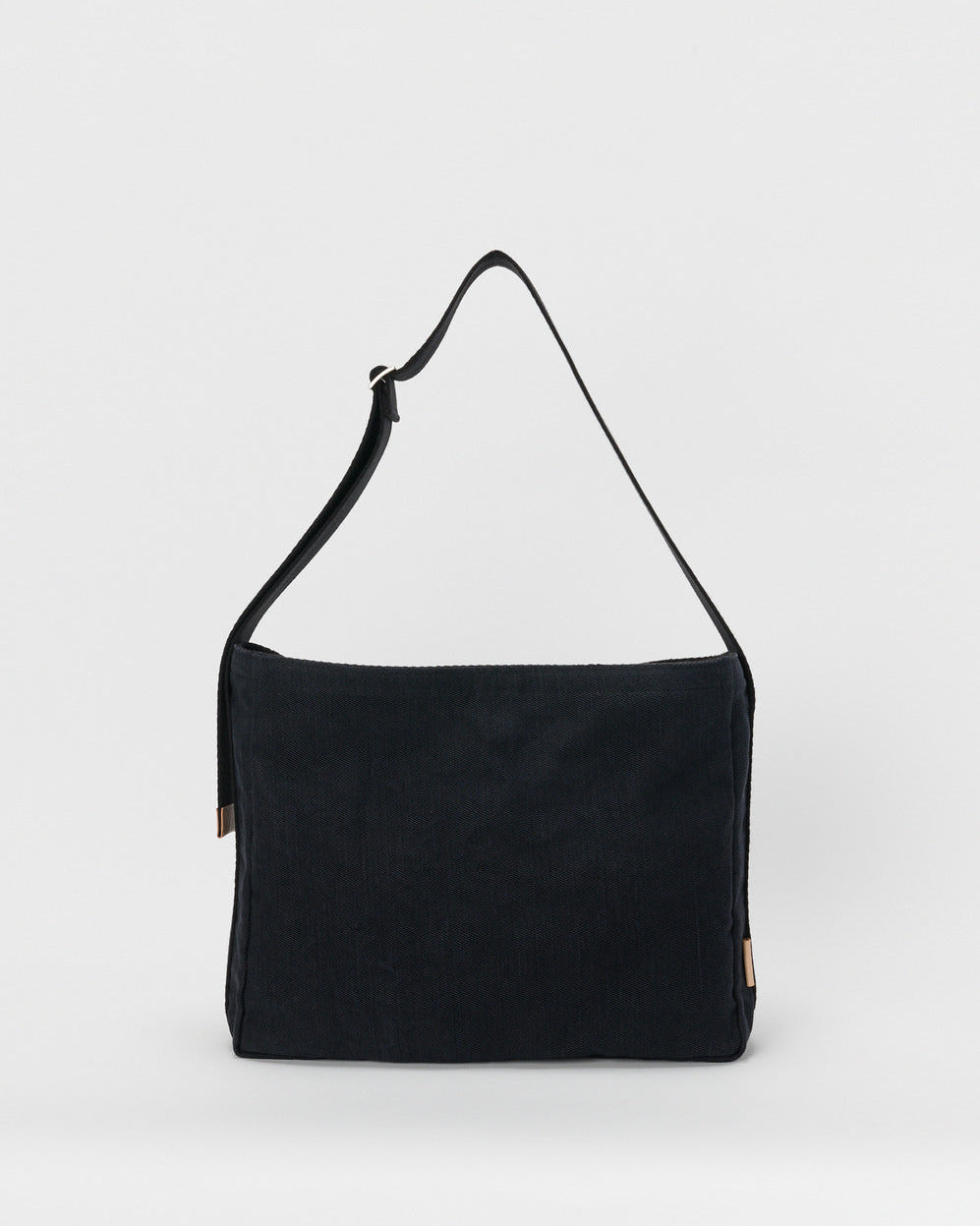 【6/13(土)発売】square shoulder bag small